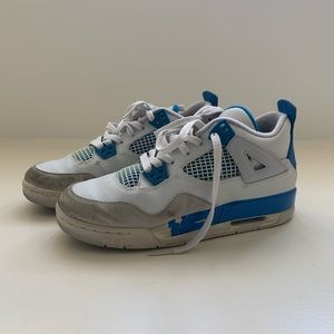 Jordan 4 Retro
